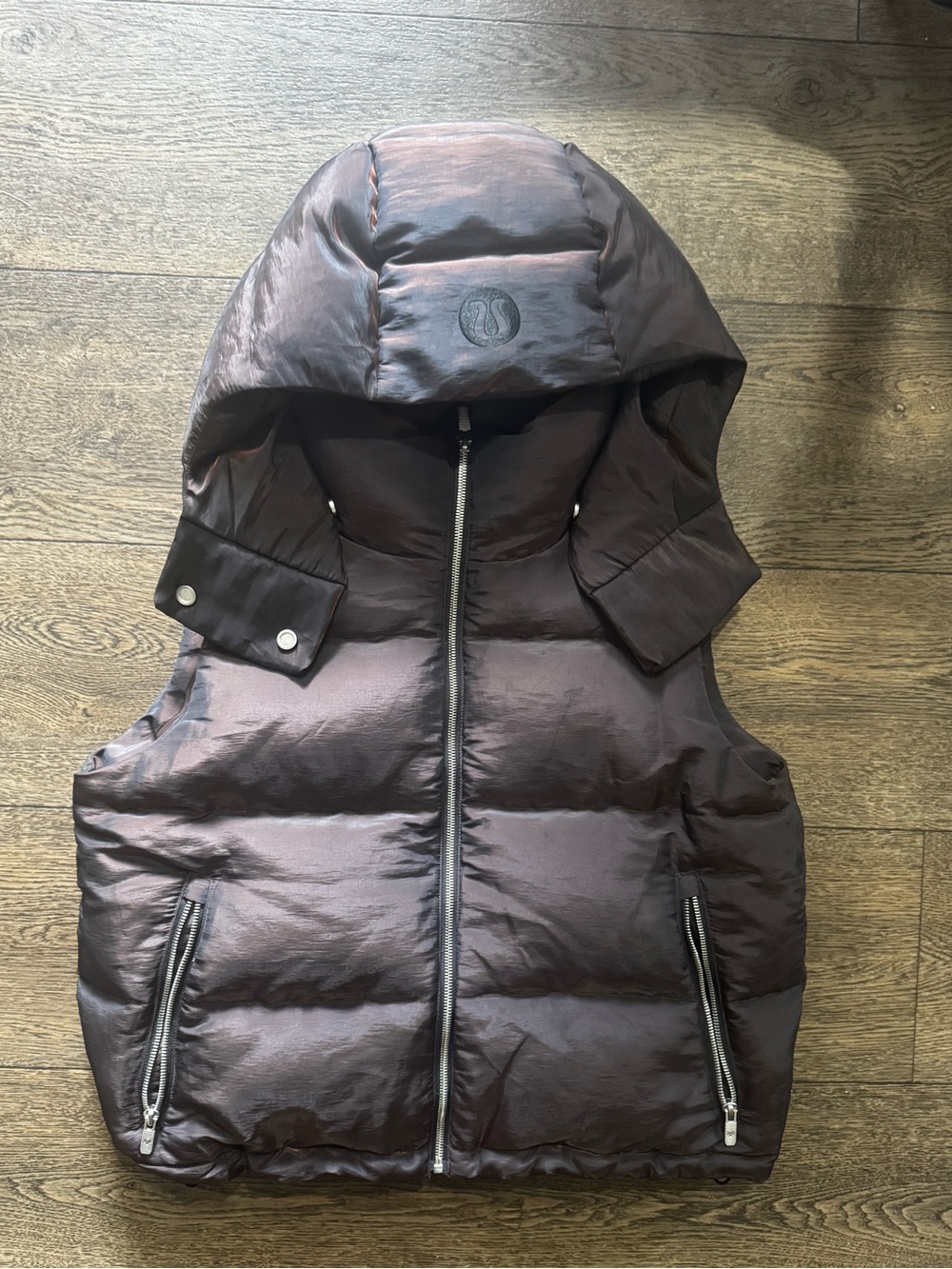 lululemon athletica Hooded Puffer Vest in Deep Brown
